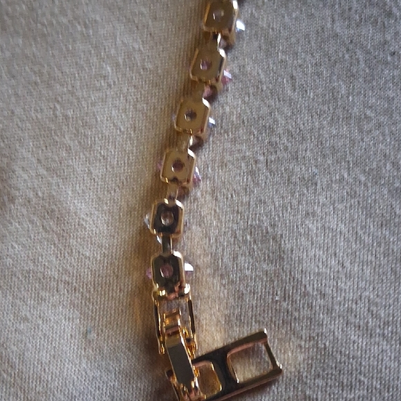 18KT MOISENITE GOLD FILLED. Tennis Bracelet - HYPOALERGENIC.RETAIL 299.00 - Picture 4 of 5